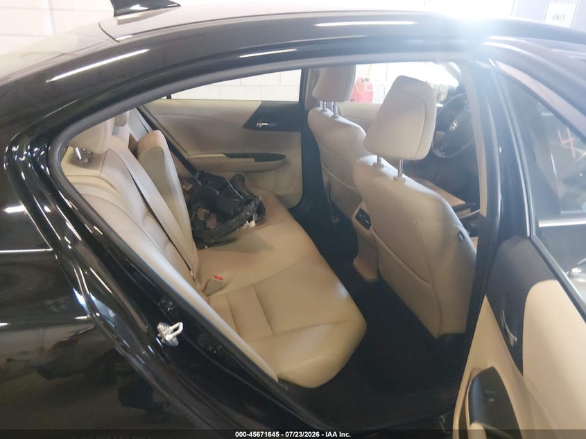 2017 HONDA ACCORD HYBRID auction photo 8