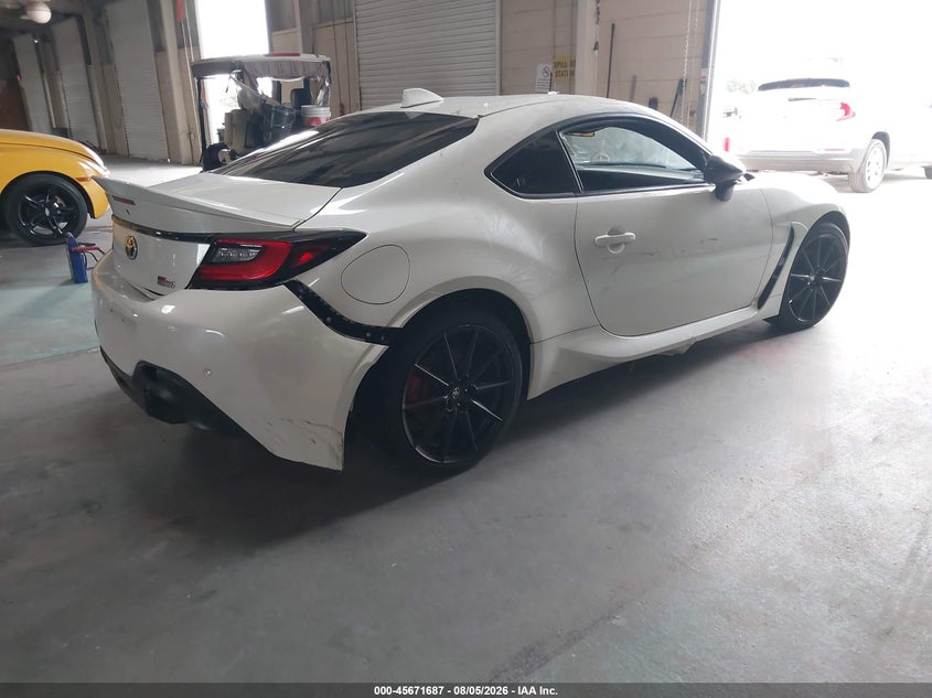 TOYOTA GR86 2024 VIN JF1ZNBE16R8760430