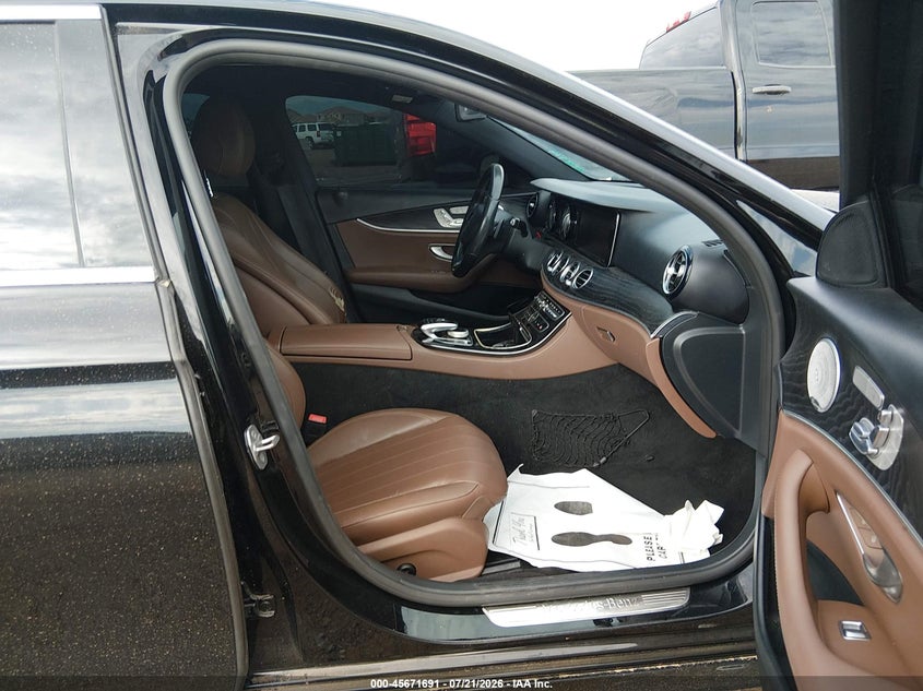 2017 Mercedes-Benz E 300 VIN: WDDZF4JB0HA040216 Lot: 45671691