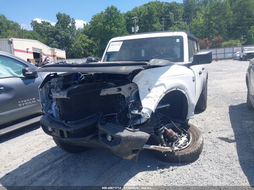 2024 FORD BRONCO auction photo 2
