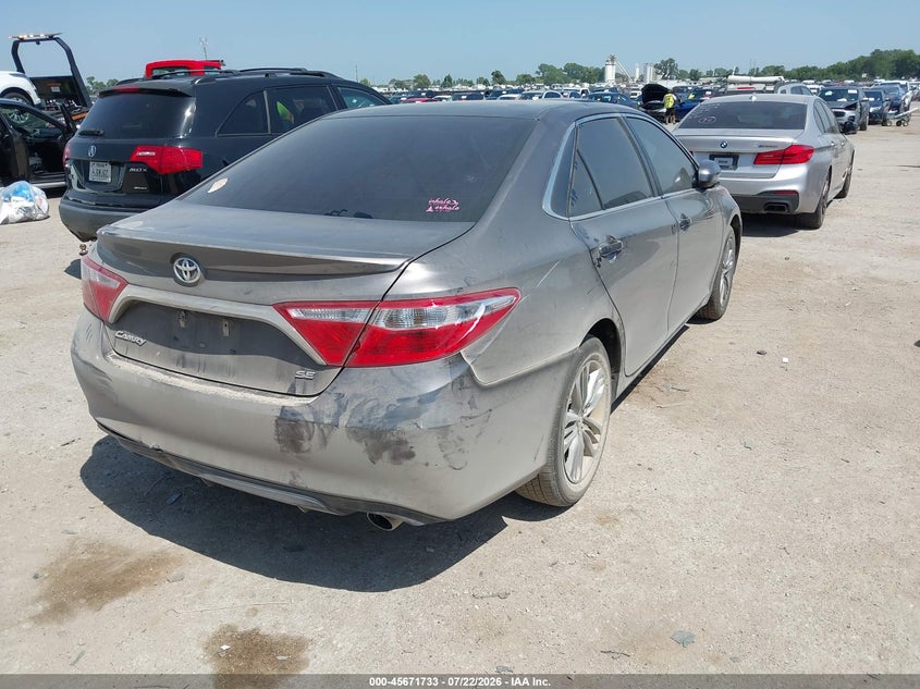 TOYOTA CAMRY - zdjęcie 4