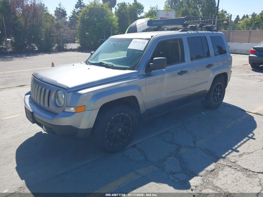 2017 JEEP PATRIOT auction photo 2