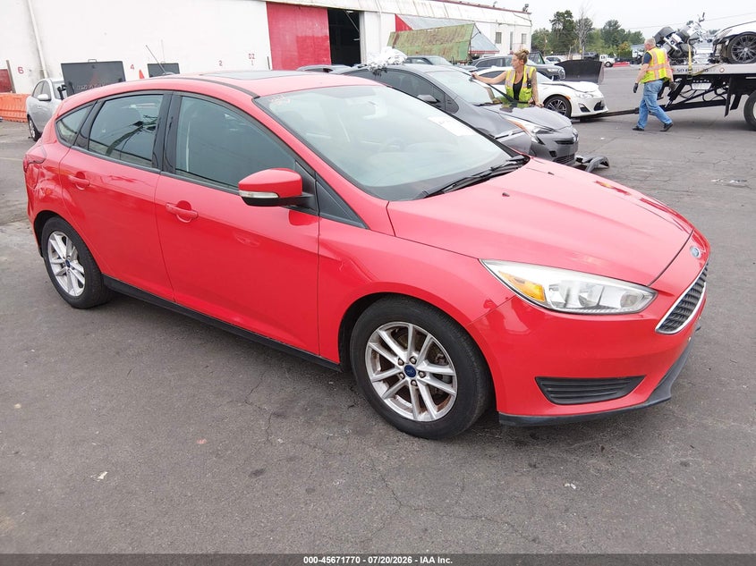 Vin: 1fadp3k28fl342418, lot: 46170370, ford focus se 2015 img_1