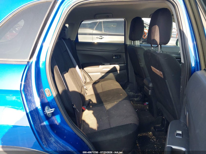 MITSUBISHI OUTLANDER SPORT 2018 VIN JA4AR3AU5JU008371