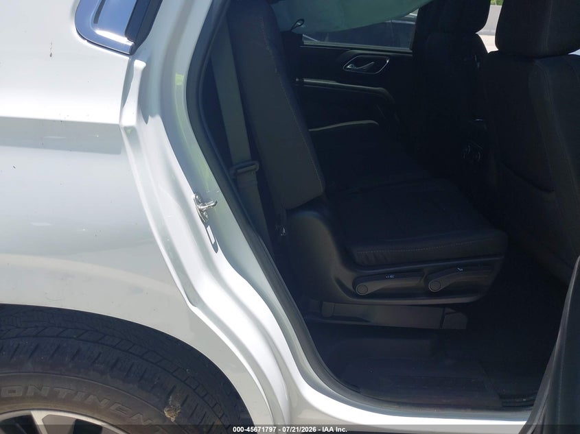 2024 CHEVROLET TAHOE auction photo 8