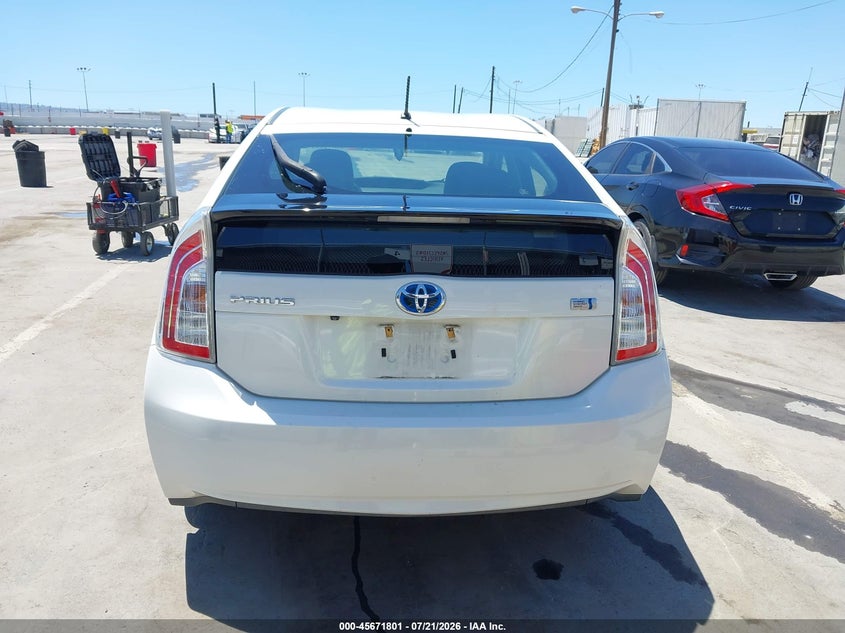 2015 Toyota Prius Two VIN: JTDKN3DU9F0469962 Lot: 45671801