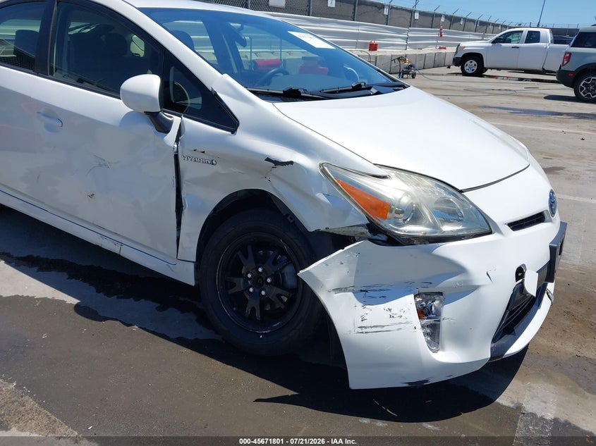 2015 Toyota Prius Two VIN: JTDKN3DU9F0469962 Lot: 45671801