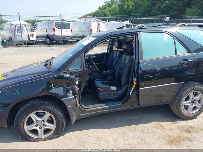 2001 Lexus Rx 300 VIN: JTJHF10U110175799 Lot: 45671820