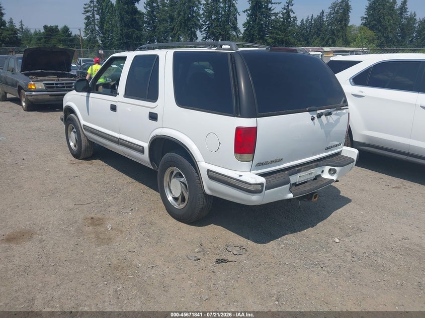 1998 CHEVROLET BLAZER auction photo 3