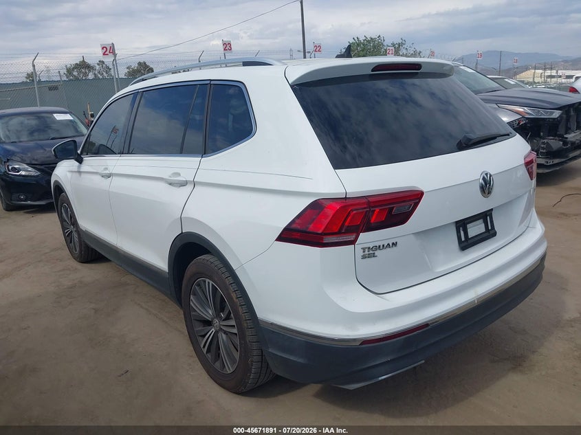 2018 VOLKSWAGEN TIGUAN auction photo 3