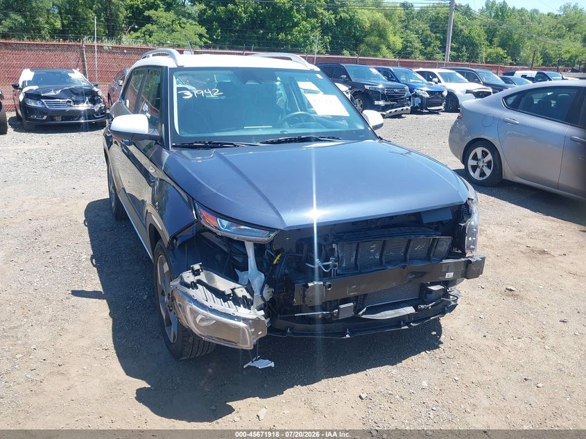 2023 Hyundai Venue Limited VIN: KMHRC8A34PU231942 Lot: 45671918