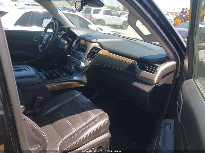 2016 GMC YUKON XL auction photo 5