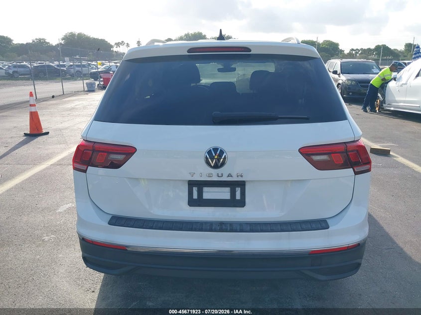 2024 VOLKSWAGEN TIGUAN 2.0T S · Фото 17
