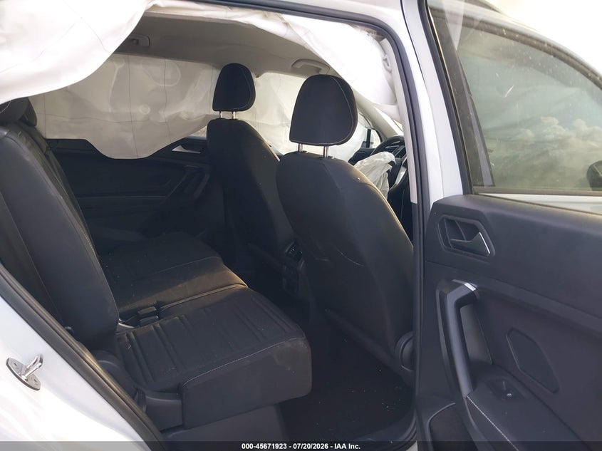 2024 VOLKSWAGEN TIGUAN 2.0T S · Фото 8