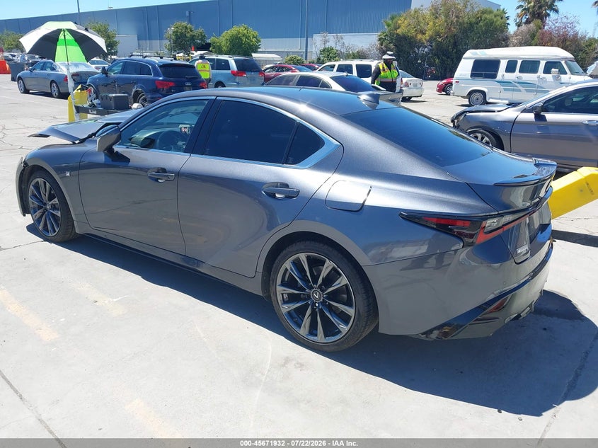 2021 LEXUS IS 350 — zdjęcie 3
