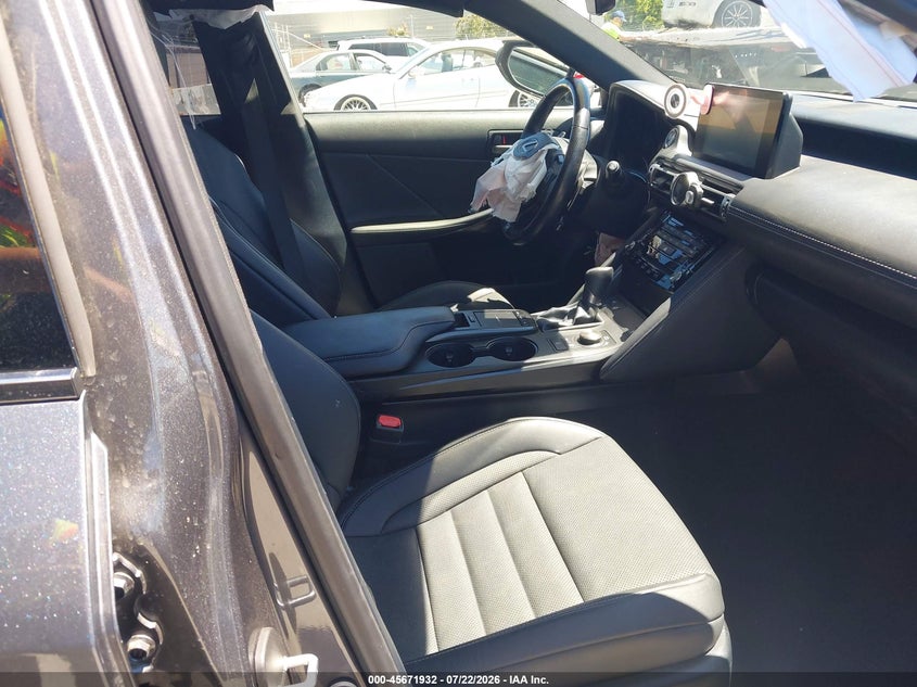 2021 LEXUS IS 350 — zdjęcie 5