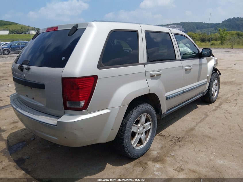 2007 Jeep Grand Cherokee Laredo VIN: 1J8GR48K37C624782 Lot: 45671951