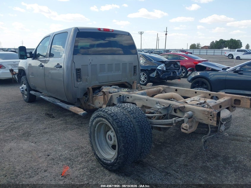 2014 GMC SIERRA 3500HD auction photo 3