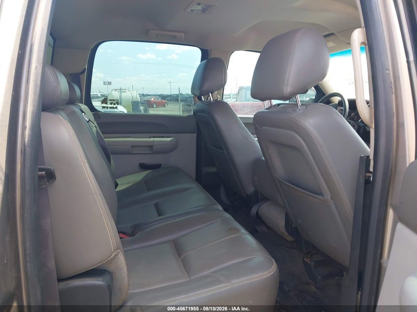 2014 GMC SIERRA 3500HD auction photo 7