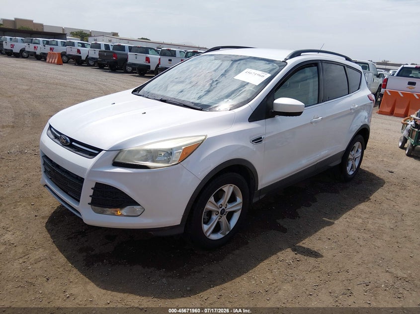 1FMCU0GX5GUA39718 2016 Ford Escape Se photo 1