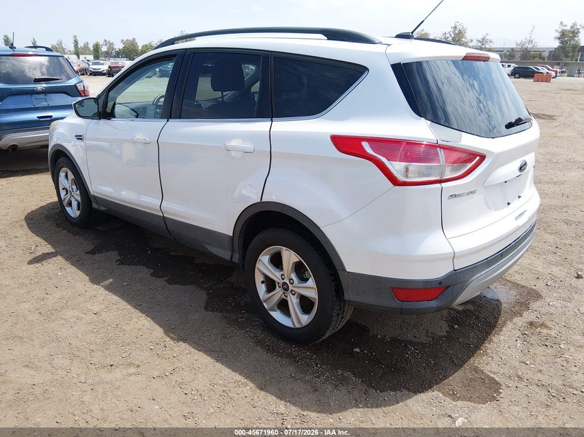 2016 FORD ESCAPE auction photo 3