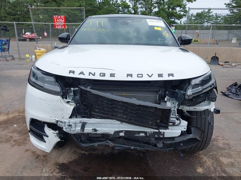 2025 LAND ROVER RANGE ROVER VELAR auction photo 6