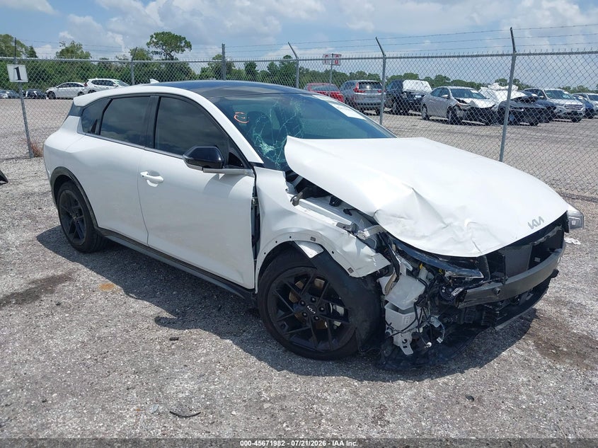 Vin: 3kpfu5dc6te262858, lot: 46170582, kia k4 gt-line turbo 2026 img_1