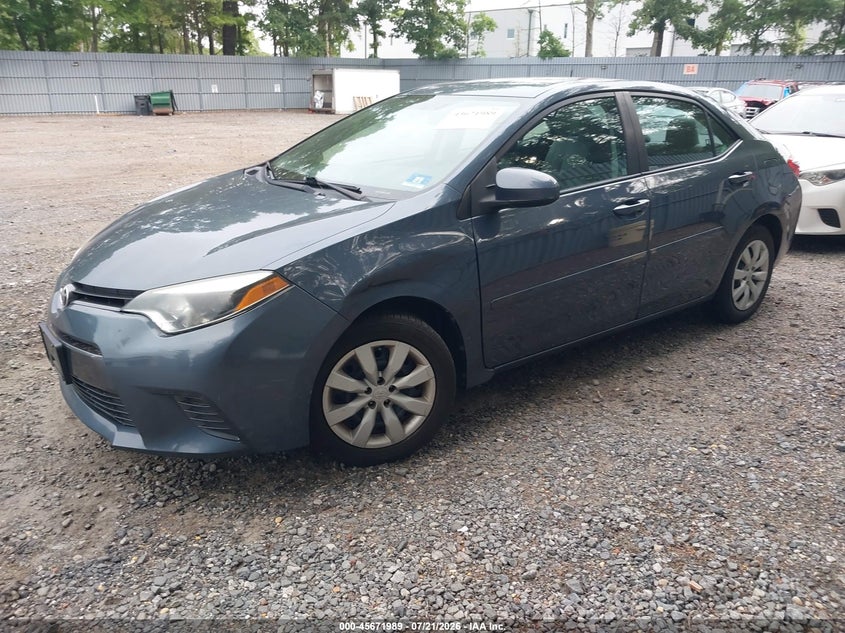 2015 TOYOTA COROLLA auction photo 2