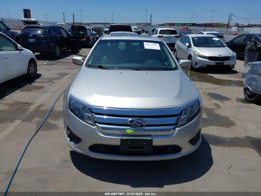 2011 FORD FUSION auction photo 6