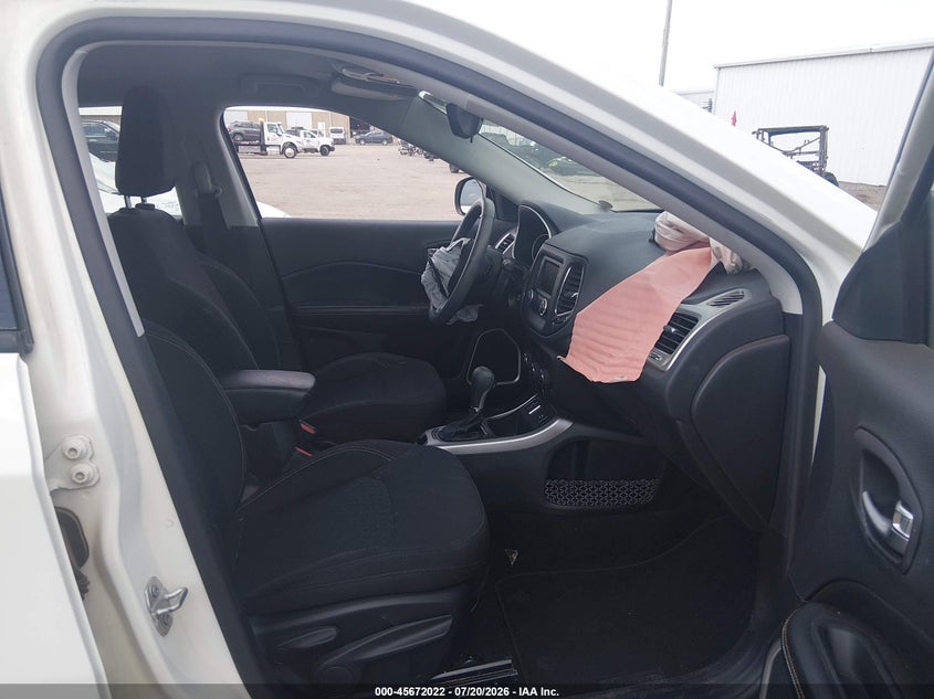 2017 Jeep Compass Sport VIN: 3C4NJCAB7HT652231 Lot: 45672022
