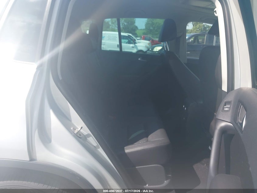 2013 Volkswagen Tiguan Se VIN: WVGBV3AX9DW566728 Lot: 45672037