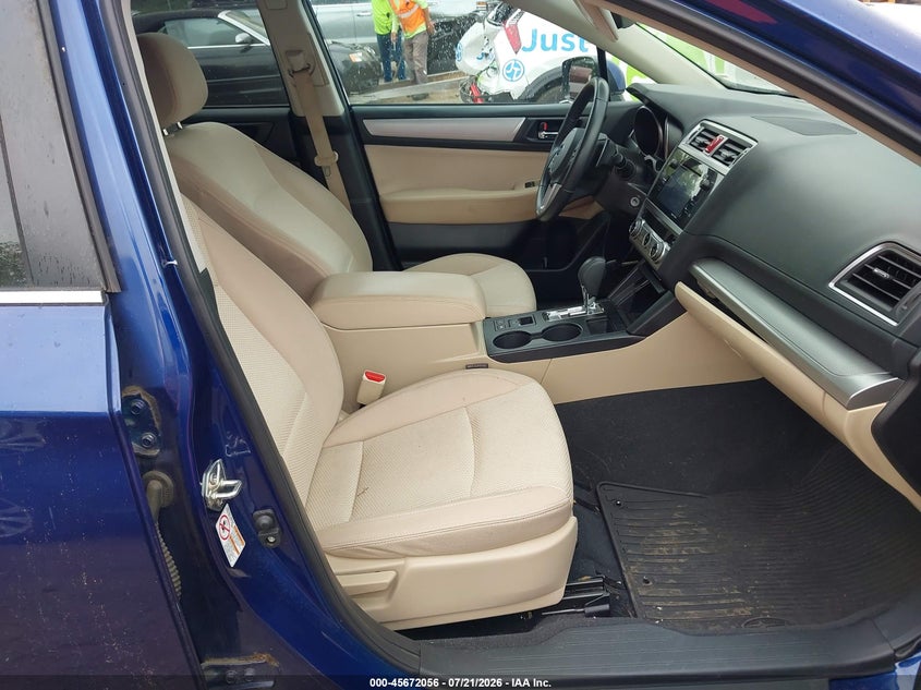 2017 SUBARU OUTBACK auction photo 5