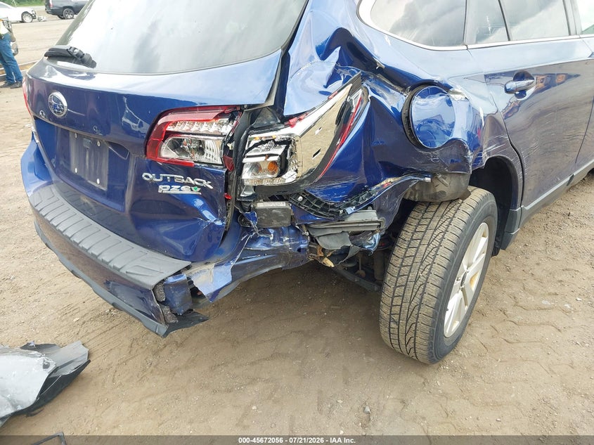 2017 SUBARU OUTBACK auction photo 6