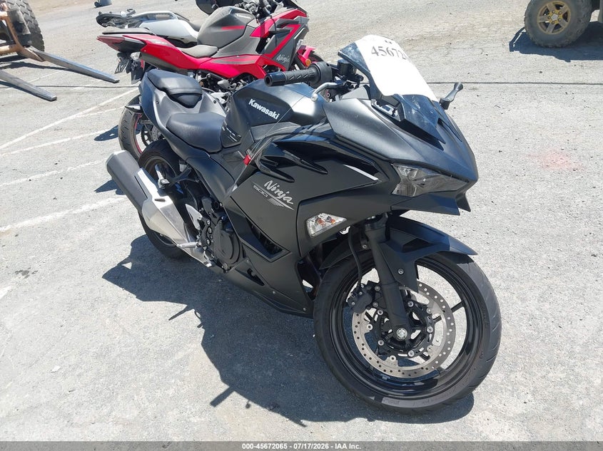 KAWASAKI EX500 2026