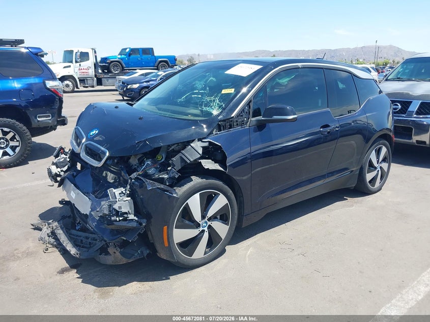 Vin: wby8p2c02l7g48927, lot: 46170681, bmw i3 120ah 20202
