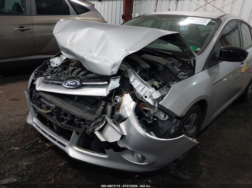 2012 Ford Focus Se VIN: 1FAHP3K2XCL433798 Lot: 45672119