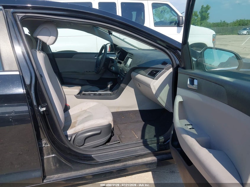 2016 Hyundai Sonata Se VIN: 5NPE24AF9GH324037 Lot: 45672129