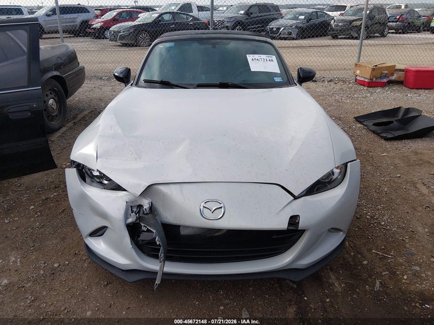 2017 Mazda Mx-5 Miata Club VIN: JM1NDAC7XH0123552 Lot: 45672148