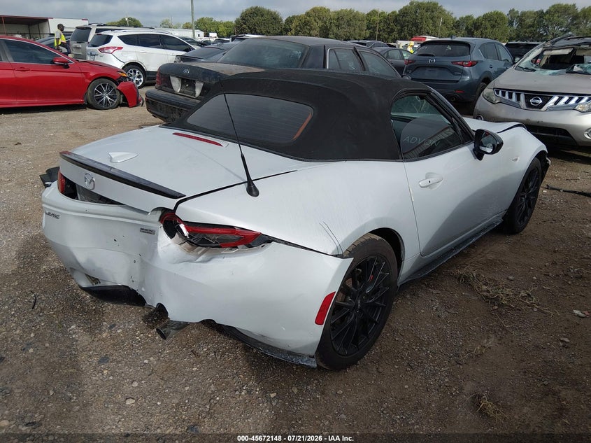 2017 MAZDA MX-5 MIATA auction photo 4