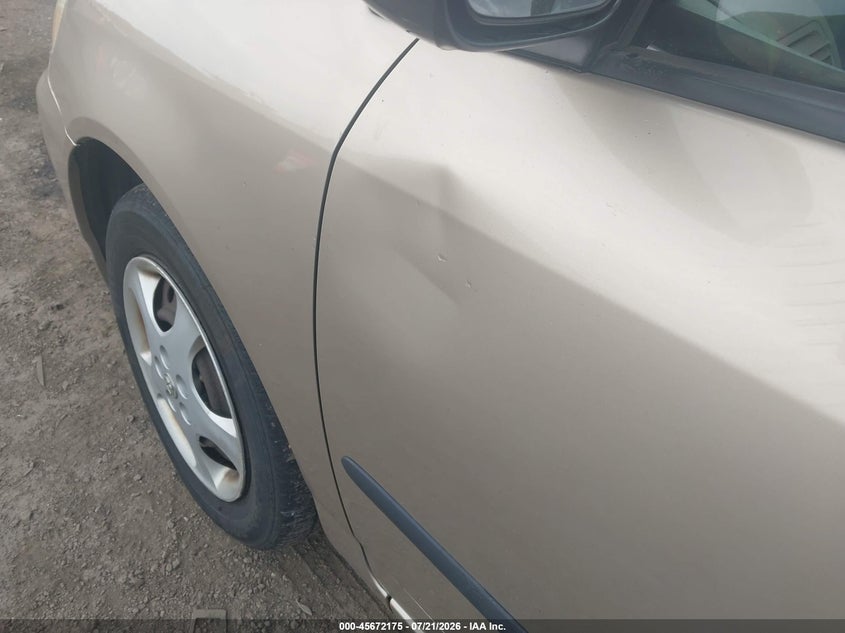 2005 TOYOTA COROLLA auction photo 6
