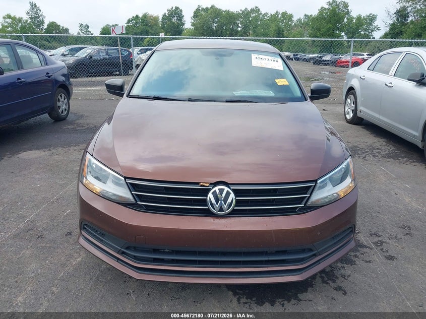 2016 Volkswagen Jetta 1.4T S VIN: 3VW267AJ2GM369275 Lot: 45672180