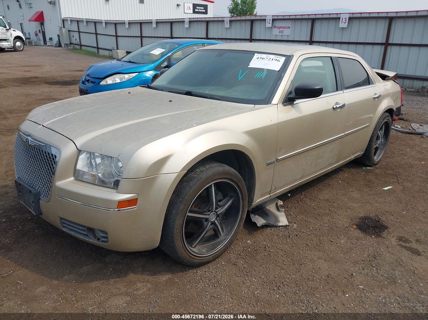 2010 Chrysler 300, Rear, IAAI, VIN 2C3CA5CV5AH147379 — photo 2