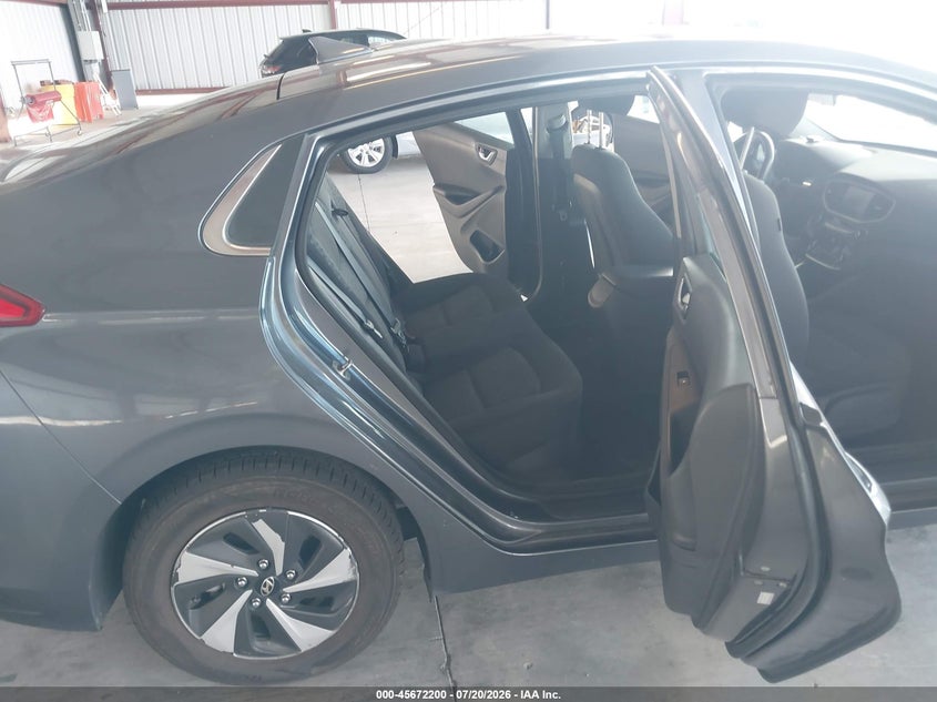2017 Hyundai Ioniq Hybrid Sel VIN: KMHC75LC8HU036532 Lot: 45672200