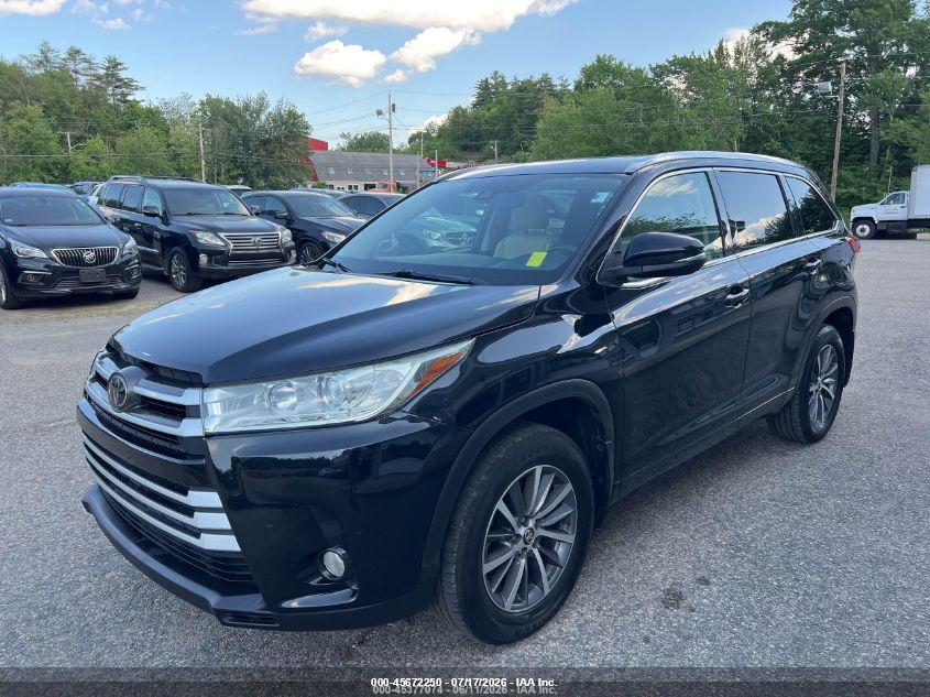 2018 Toyota Highlander Xle 5TDJZRFH6JS558378 photo 1