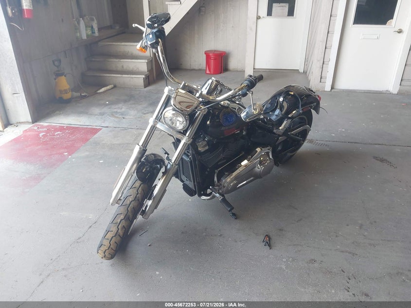 2019 Harley-Davidson Fxlr VIN: 1HD1YNJ28KB067008 Lot: 45672253