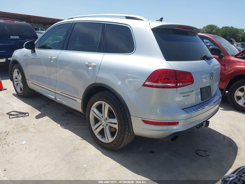 2014 Volkswagen Touareg 3.6L R-Line VIN: WVGDF9BP6ED003690 Lot: 45672273
