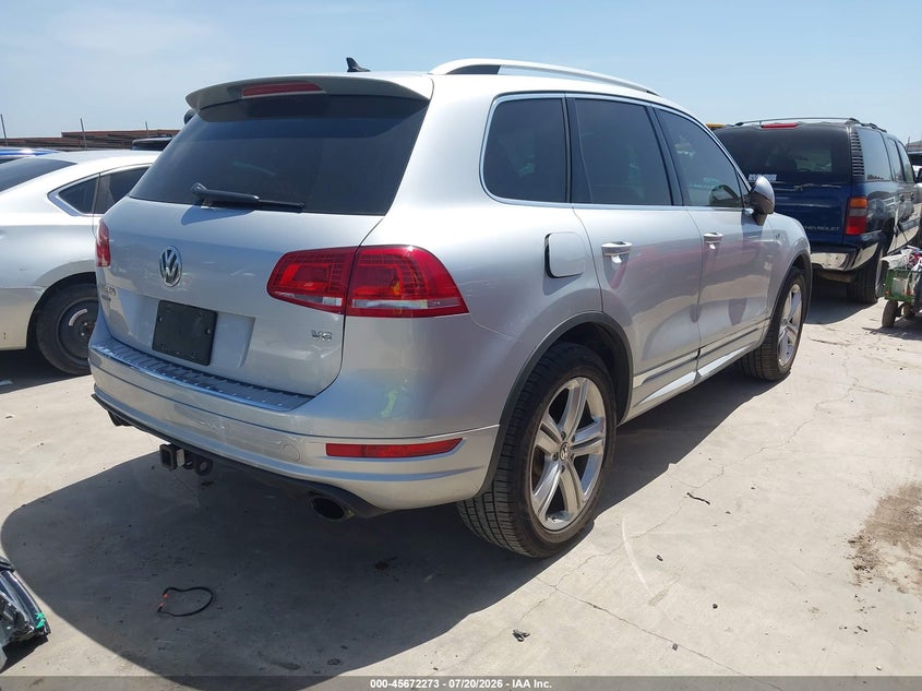 2014 Volkswagen Touareg 3.6L R-Line VIN: WVGDF9BP6ED003690 Lot: 45672273