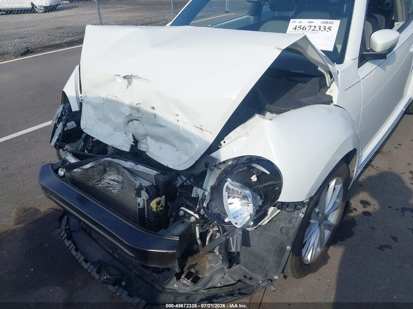2017 Volkswagen Beetle 1.8T Se/1.8T Sel VIN: 3VWJ17AT7HM617260 Lot: 45672335