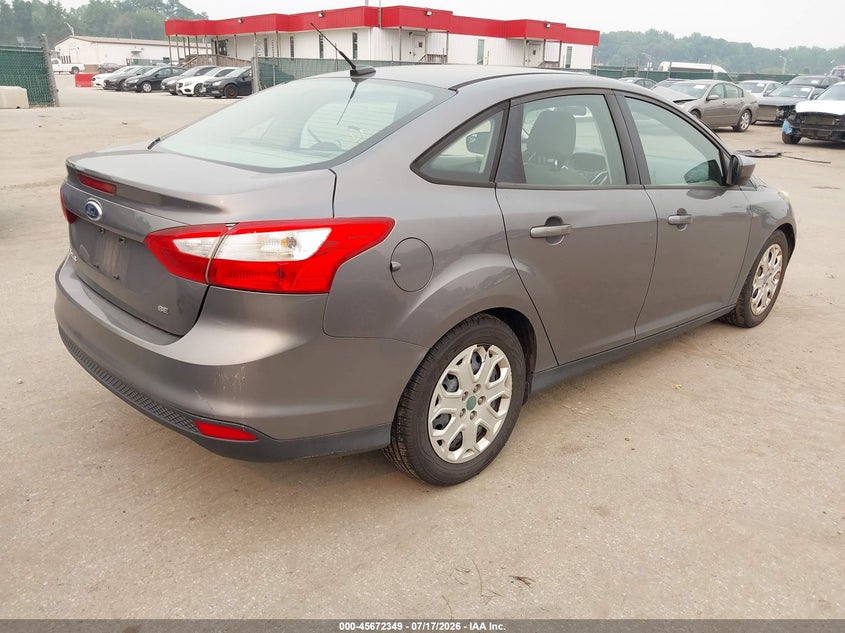 Vin: 1fahp3f26cl196088, lot: 46170949, ford focus se 20124