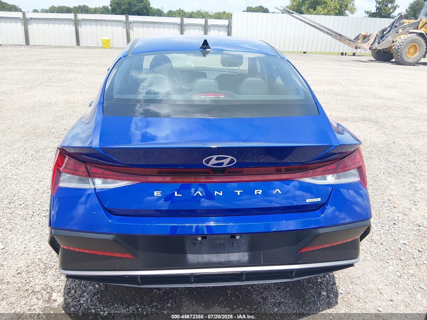 2025 HYUNDAI ELANTRA HYBRID LIMITED — Photo 17